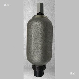 Acumulador Hidráulico Tipo Vejiga Nxq 0.4 0.63 1 1.6 2.5 4 31.5 L Instalación con Abrazadera Tipo Y - Product Image 1