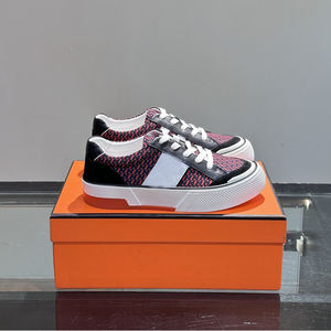 Venta al por mayor de zapatillas de deporte personalizadas de cuero de lujo transpirable antideslizante zapatos casuales de suministro de fábrica - Product Image 4