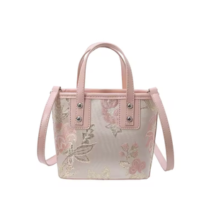 Nuevo bolso de hombro de lujo para mujer, con logotipo personalizado, de un solo hombro, con correa cruzada diagonal, a la moda. - Product Image 5