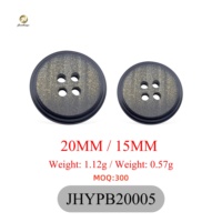 Penjualan Panas Kancing Plastik Resin Hitam Bulat Besar 15mm-20mm dengan 4 Lubang untuk Logo Kaos Polo & Aksesori Pakaian.
