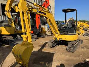 Excavatrices utilisées par 3ton originales du Japon pc30MR pour Offre Spéciale - Product Image 3