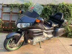 มอเตอร์ไซค์มือสอง ฮอนด้า 1 โกลด์วิง <span class=keywords><strong>ท</strong></span>ัวร์ |   ระบบเกียร์คลัตช์คู่ 6 สปีด |   มอเตอร์ไซค์ครุยเซอร์ขนาดใหญ่ 1000-1500 ซีซี ความเร็วสูงสุด >80 กม./ชม. - Product Image 2