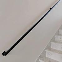 1,8 m schwarzes Eisen-/Edelstahl-Industrie-Handlaufsystem, 227 kg Tragfähigkeit, Wandmontage, rutschfest, rostbeständig für