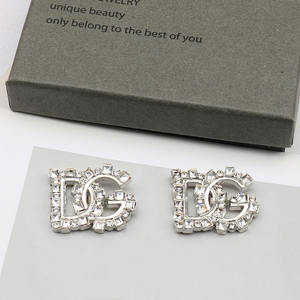 Nuovi Arrivi <span class=keywords><strong>Orecchini</strong></span> a Lobo Lettera in Zircone Placcati Oro Gioielli <span class=keywords><strong>di</strong></span> Design <span class=keywords><strong>di</strong></span> Marchi <span class=keywords><strong>di</strong></span> Lusso Popolari da <span class=keywords><strong>Donna</strong></span> - Product Image 3