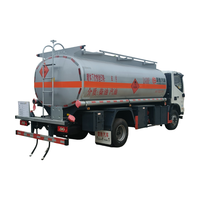 Camion-citerne Foton Aoling 8 tonnes pour le ravitaillement mobile sur chantier de construction