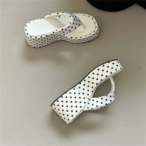 Chaussures de mode pour femmes, <span class=keywords><strong>sandales</strong></span> compensées à plateforme, talons hauts, mules et tongs pour l'été et la plage - Product Image 3