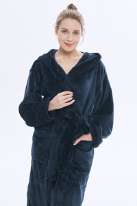 Vendita calda in fabbrica taglie forti in <span class=keywords><strong>pile</strong></span> da donna accappatoio con cappuccio in peluche abito lungo vestaglia da notte per ragazze - Product Image 2
