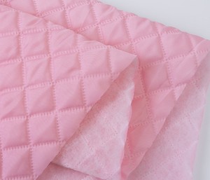 Tecido de Forro Acolchoado Ultrassônico de Poliéster Tafetá para Casacos e Peças de Vestuário de Outono/Inverno - Product Image 6