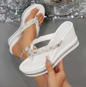 Sandalias de tacón alto ajustables de goma con diamantes para <span class=keywords><strong>mujer</strong></span>, con soporte de arco y dijes, <span class=keywords><strong>chanclas</strong></span> gruesas con tiras - Product Image 1