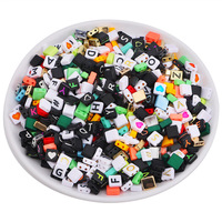 Perles acryliques simples et doubles trous coeurs fluorescents faits à la main matériaux de bricolage perles d'espacement perles en vrac accessoires