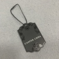 Étiquettes de vêtements personnalisées rectangulaires avec estampage UV / dorure à chaud, impression de luxe, marque, carte de visite noire