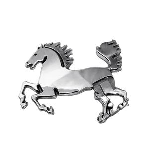 Logo adhésif d'emblème de <span class=keywords><strong>cheval</strong></span> de <span class=keywords><strong>voiture</strong></span> de chrome argent lisse en plastique ABS de galvanoplastie personnalisé pour la carrosserie de <span class=keywords><strong>voiture</strong></span> - Product Image 3