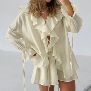 เสื้อคลุมคาร์ดิแกนผูกโบว์ กางเกงขาสั้น ชุดลำลอง 2 ชิ้น แฟชั่นสำหรับผู้หญิง - Product Image 3