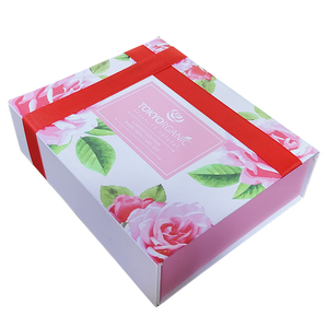 Cajas de Cartón Reciclables para Maquillaje y Productos de Belleza con Relieve y Laminado Mate para Sets de Regalo Cosméticos y Cremas Faciales - Product Image 3
