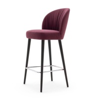 Chaise haute de luxe avec dossier incurvé en velours rouge vin et pieds en métal pour usage domestique, hôtel, villa, chaise de bar
