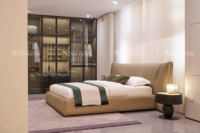 Lit double moderne de luxe italien, intelligent, écologique, design original, en cuir épais et microfibre, taille King/Queen