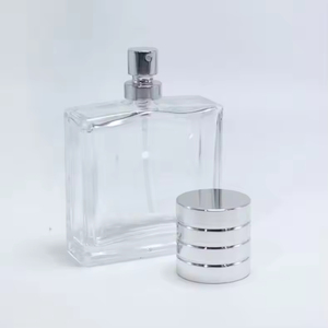 Vente en gros de flacons de parfum carrés en verre de 50 ml et 100 ml, couleur personnalisée, col serti, vaporisateur avec logo imprimé en or et boîte - Product Image 1