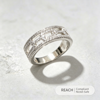 Bagues en laiton plaqué platine, pierres étincelantes élégantes pour les fêtes d'anniversaire, les mariages, les anniversaires de mariage, bijoux de mode, cadeaux