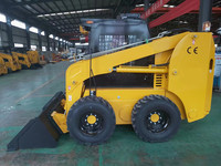 Kostengünstiger Mini-Radlader aus China mit Mehrfachanbaugeräten, Kleiner Kompaktlader für Bauarbeiten