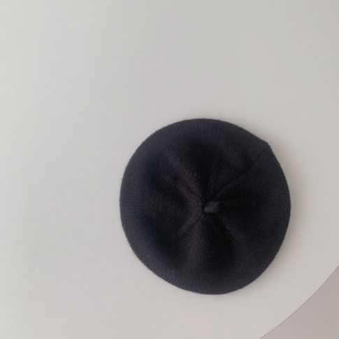 Noir [béret en laine unie]