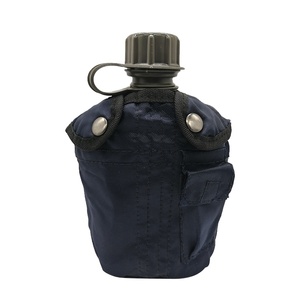 Muestra Gratis, Botella de Agua Negra de PE para Cantina, Ideal para Viajes y Campamentos - Product Image 6