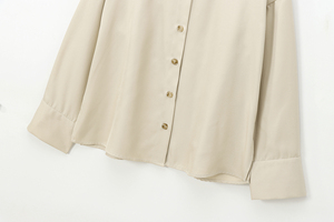 Shenzhu lần lượt xuống cổ áo màu Be Tay áo với các nút thời trang quá khổ Áo giản dị và Áo sơ mi cho phụ nữ - Product Image 4