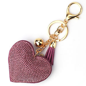 LLavero de cuero con forma de corazón para mujer, colgante de bolso personalizado con diamantes de imitación - Product Image 3