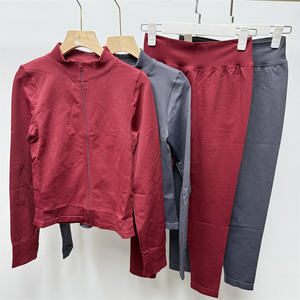 Completo Yoga Senza Cuciture con Zip Integrale 2025, Vendita all'Ingrosso, Tuta da Corsa ad Asciugatura Rapida per Fitness Femminile - Product Image 1