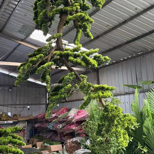 Vente en gros de grands arbres artificiels en fibre de verre pour la décoration de paysages intérieurs et extérieurs, parcs et jardins - Product Image 1