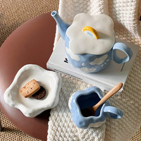 Tasses à café en céramique créatives faites à la main, irrégulières, motif ciel bleu, avec soucoupes, vente en gros