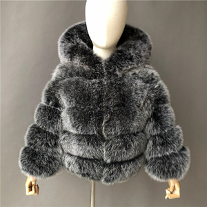 Haute qualité mignon enfants manteau de <span class=keywords><strong>fourrure</strong></span> garçon chaud enfants manteau de <span class=keywords><strong>fourrure</strong></span> <span class=keywords><strong>avec</strong></span> <span class=keywords><strong>capuche</strong></span> véritable <span class=keywords><strong>fourrure</strong></span> de renard hiver enfant veste - Product Image 3
