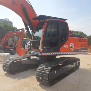 Excavadora sobre orugas Doosan de segunda mano de alta calidad, excavadora de orugas Doosan de segunda mano Doosan de alta calidad, excavadora de oruga Doosan de Corea usada en stock - Product Image 4