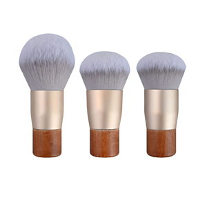 Brocha de maquillaje angular para colorete de pelo sintético con mango de madera, herramienta de belleza facial para polvos sueltos - Product Image 1