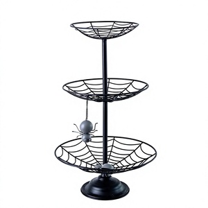 Support à gâteau d'Halloween à 3 niveaux en fer noir, présentoir en fil de toile d'araignée pour vaisselle de fête, décoration d'Halloween pour la maison - Product Image 1