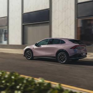 XPENG G7, SUV Eléctrico Mediano con Chip de IA Turing, Autonomía CLTC de 702 km, Arquitectura de 800V, XNGP ADAS, 5 Plazas, Vehículo Eléctrico Puro - Product Image 1