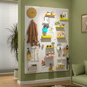 Mensola Organizer Multifunzionale da Parete in Acciaio con Ganci Senza Foratura per Giochi e Accessori, Nero Bianco Rosso, per Soggiorno - Product Image 6