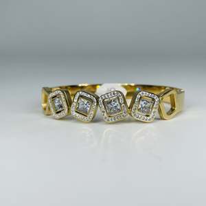BBBA-0090 Premium Crystal Bracelets & <b>Bangles</b> - Product Image 1