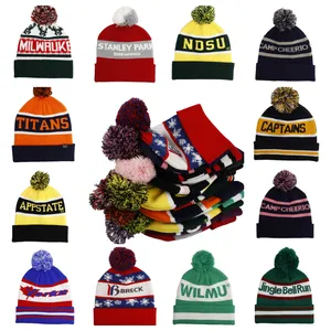 Oem Fabriek Directe Schedel Gebreide Bobbel Hoed Afc Team Beanie Warme Winter Acryl Jacquard Borduurwerk Logo Pom Pom Beanie