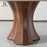 Ensemble de table à manger ronde en pierre frittée avec piétement en fer grain de noyer sabloné pour 6 à 8 personnes, idéal pour villa, restaurant, usine
