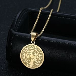 Pendentif Tendance Médaille Saint-Benoît Déesse 2024 en Acier Inoxydable Bijoux Fantaisie Collier Plaqué Or PVD 18K 316 pour <span class=keywords><strong>Femme</strong></span> - Product Image 3