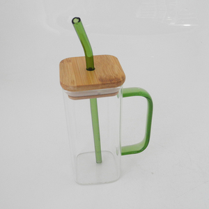 Bicchiere in Vetro Borosilicato Trasparente di Alta Qualità con Coperchio in Bambù 340ml Design Moderno - Product Image 4