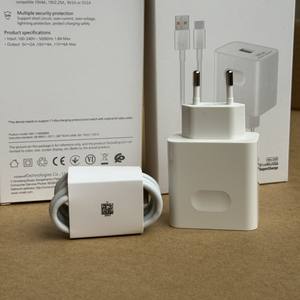 Cargador de <span class=keywords><strong>carga</strong></span> rápida de alta calidad UK EU plug <span class=keywords><strong>40W</strong></span> 66W bloque de cargador supercarga para <span class=keywords><strong>Huawei</strong></span> mate60pro nova9 SE - Product Image 4