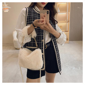 โรงงานขายส่งราคาถูกที่สุด กระเป๋าขนสัตว์เทียมคุณภาพสูงสำหรับผู้หญิง ชำระเงินสำหรับการซื้อสินค้าในฐานะตัวแทน - Product Image 3