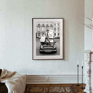 Tableau mural encadré noir et blanc : Impression rétro de <span class=keywords><strong>photographie</strong></span> de célébrités avec appareil photo pour la <span class=keywords><strong>d</strong></span>écoration intérieure contemporaine - Product Image 1
