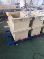 Système d'anodisation pour alliages d'aluminium, exporté en Espagne ; comprend un redresseur, un refroidisseur d'eau et un système d'évacuation des émissions.