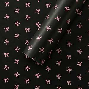 Papel de seda de 50*70cm con fondo negro y lazo rosa, producto directo de fábrica, adecuado para empaquetar flores y ropa. - Product Image 1