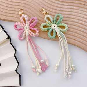 Porte-clés en tissu tressé fait main avec pompon floral, style rustique, pendentif de sac et cordon pour clés de voiture, décoration bohème créative - Product Image 5