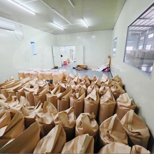 <span class=keywords><strong>Paraffine</strong></span> blanche douce <span class=keywords><strong>de</strong></span> Chine 70 75 80 90 Gelée <span class=keywords><strong>de</strong></span> pétrole Cire microcristalline <span class=keywords><strong>pour</strong></span> la fabrication <span class=keywords><strong>de</strong></span> crèmes <span class=keywords><strong>pour</strong></span> <span class=keywords><strong>les</strong></span> <span class=keywords><strong>mains</strong></span> Lotions <span class=keywords><strong>pour</strong></span> le corps <span class=keywords><strong>pour</strong></span> bébés - Product Image 6