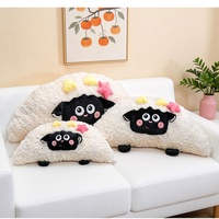 Coussin en peluche mouton moelleux et mignon, idéal pour canapé et lit, décoration d'intérieur, cadeau de vacances pour enfants et adultes