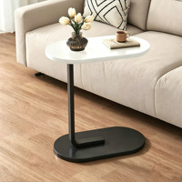 Table basse noire moderne en forme de C, table d'appoint ovale petite, table de chevet pour canapé